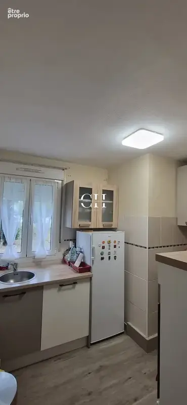Appartement T4 - 3 Chambres, Balcon, Cave & Stationnement - A deux pas du lycée Freyssinet - photo 2