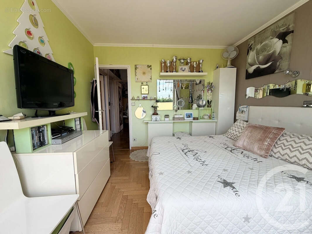 Appartement à THORIGNY-SUR-MARNE