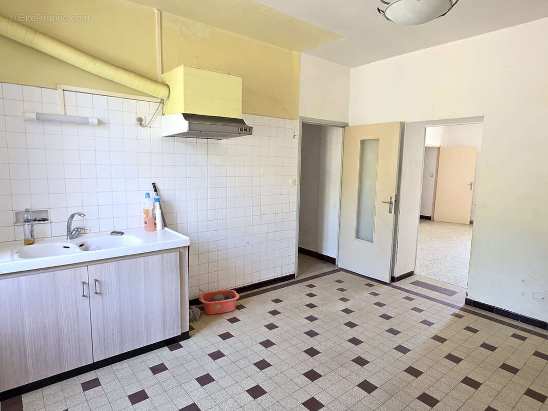Bel ensemble immobilier - photo 5