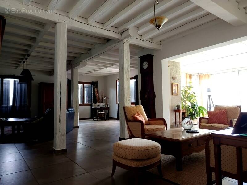 Maison à EUGENIE-LES-BAINS