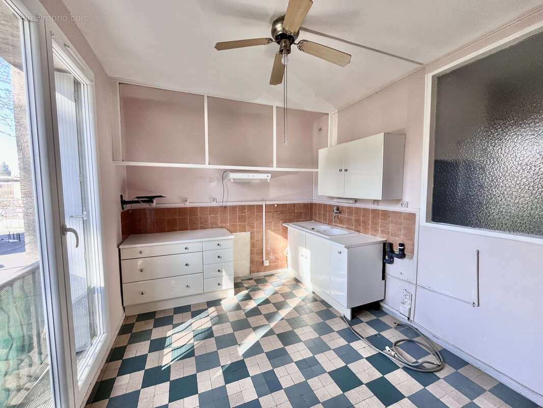 Aix en Provence, centre-ville à pied, appartement de 68m2 avec parking collectif. - photo 3