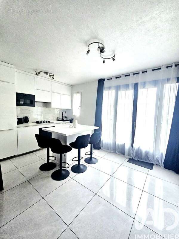 Photo 6 - Maison à THIAIS