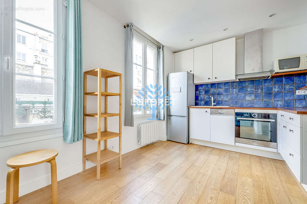 Appartement à PARIS-20E