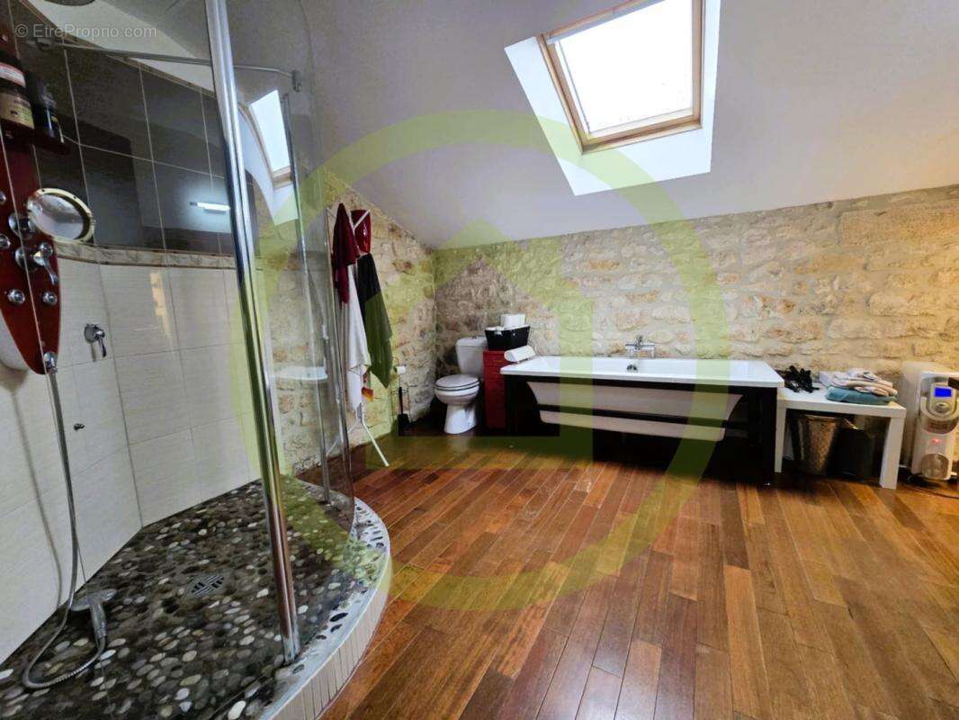 Maison à MIRAMBEAU