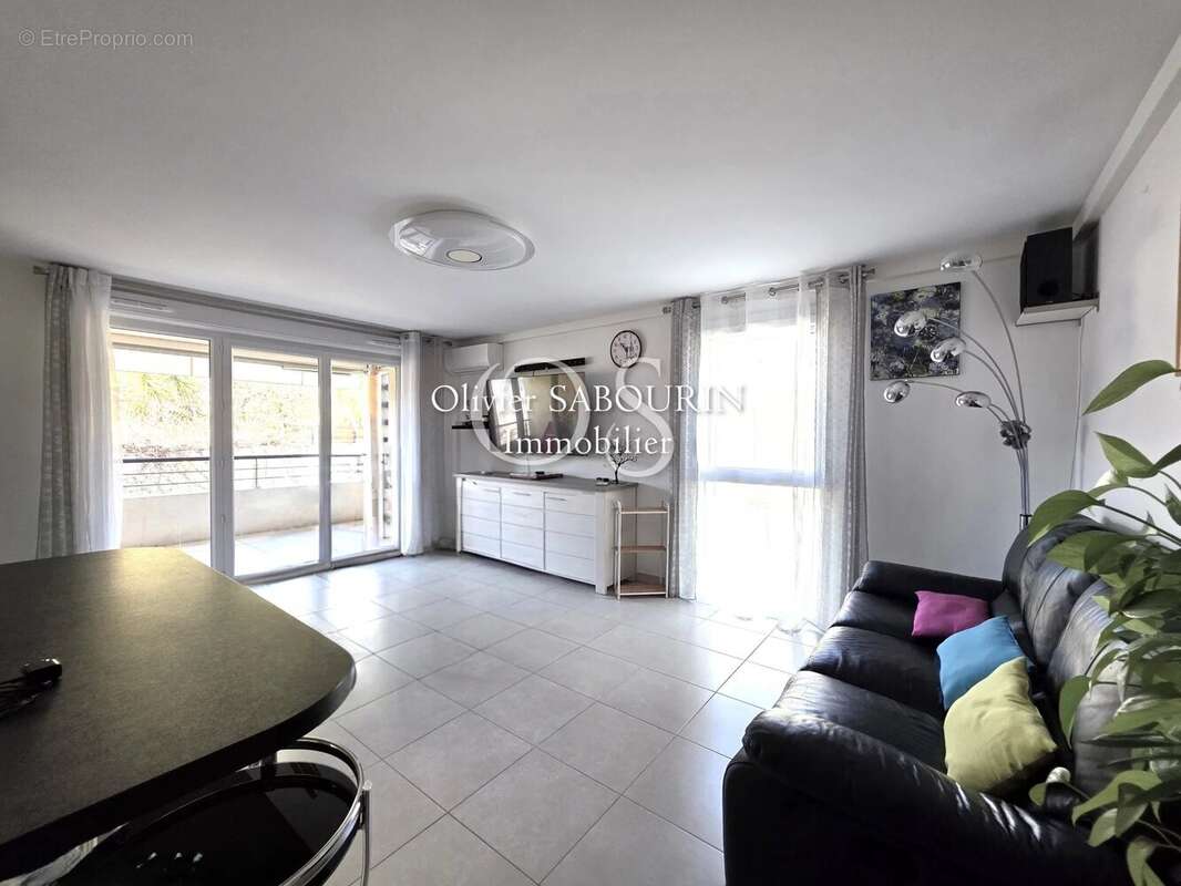 Appartement à FREJUS