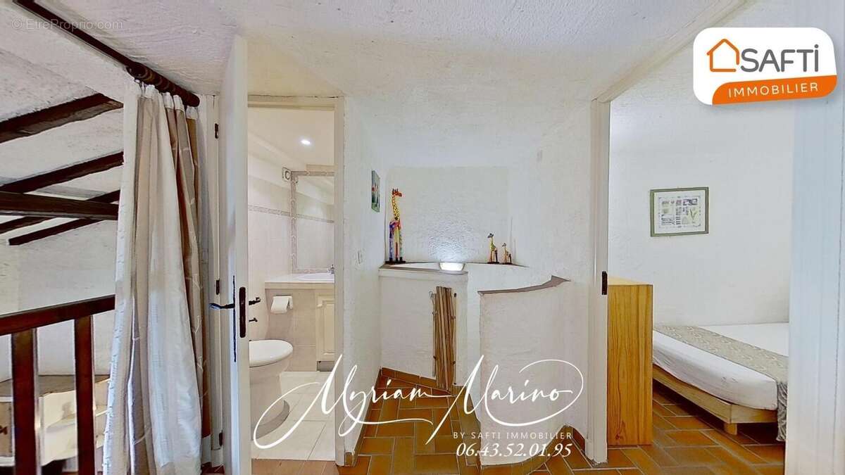 Photo 9 - Appartement à FREJUS