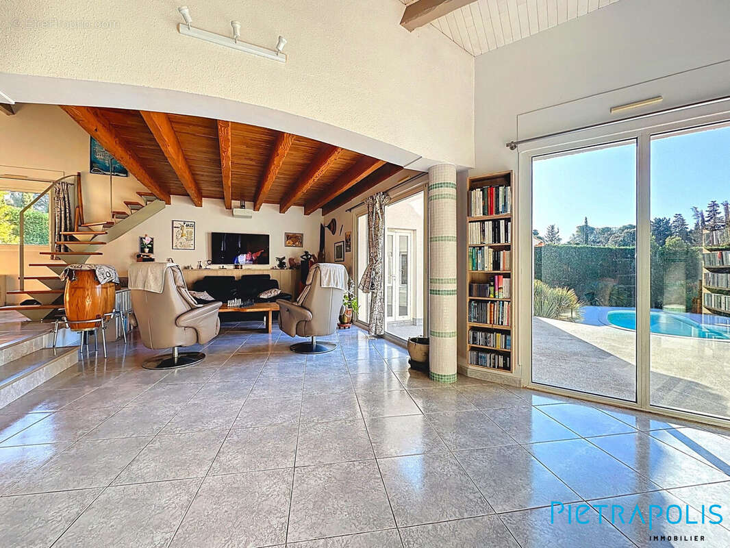 Maison à BALARUC-LE-VIEUX