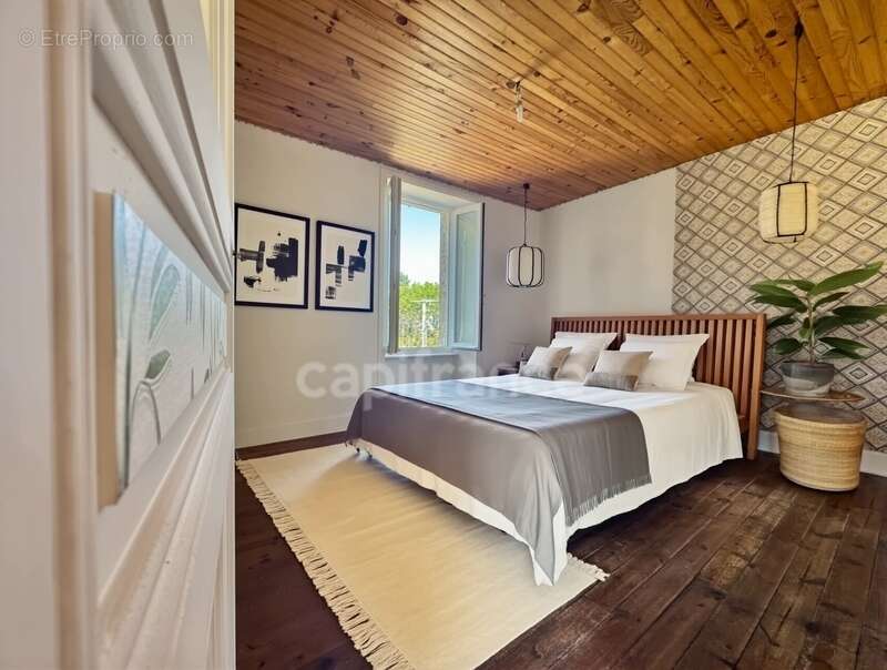 Maison à SAINT-JEAN-LA-VETRE