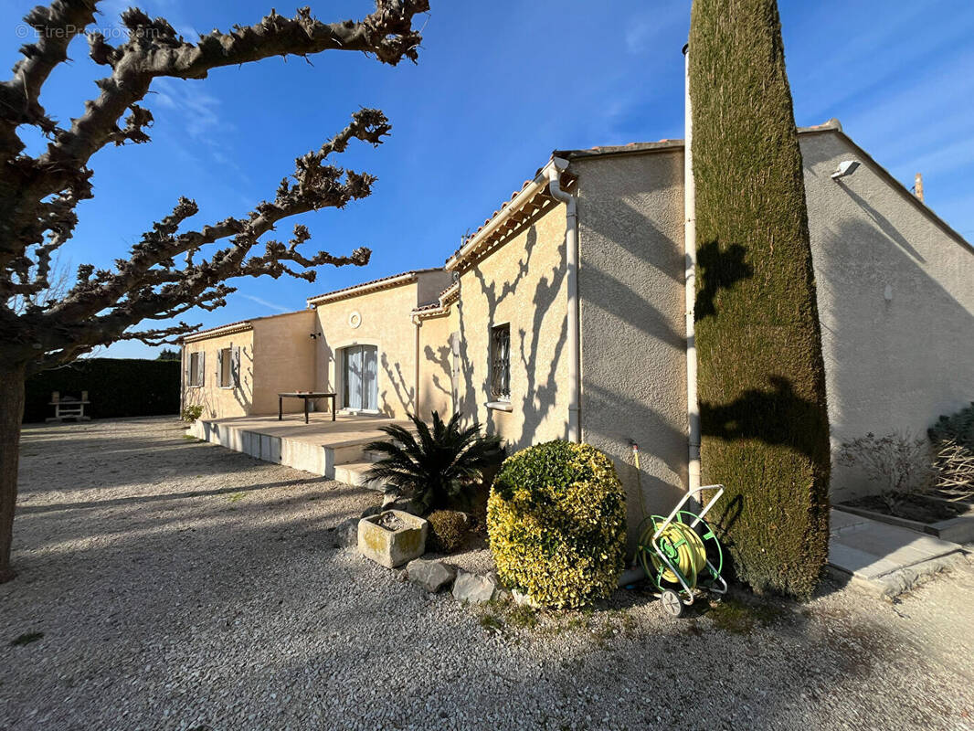 Maison à CHATEAURENARD