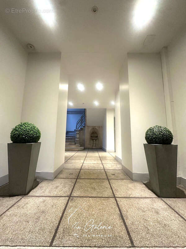 Commerce à GRENOBLE