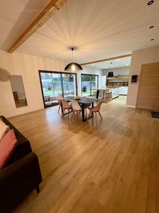 Maison à ROCHEFORT-DU-GARD