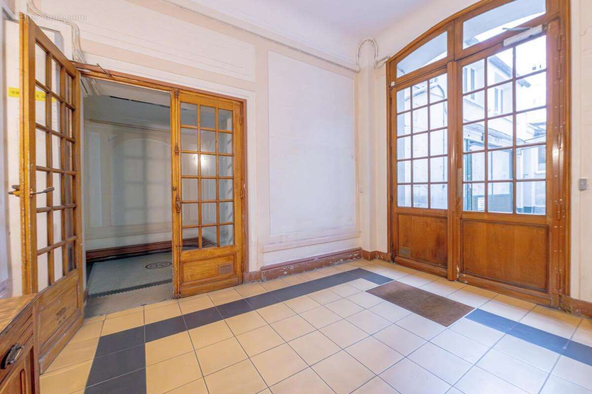 Appartement à PARIS-11E