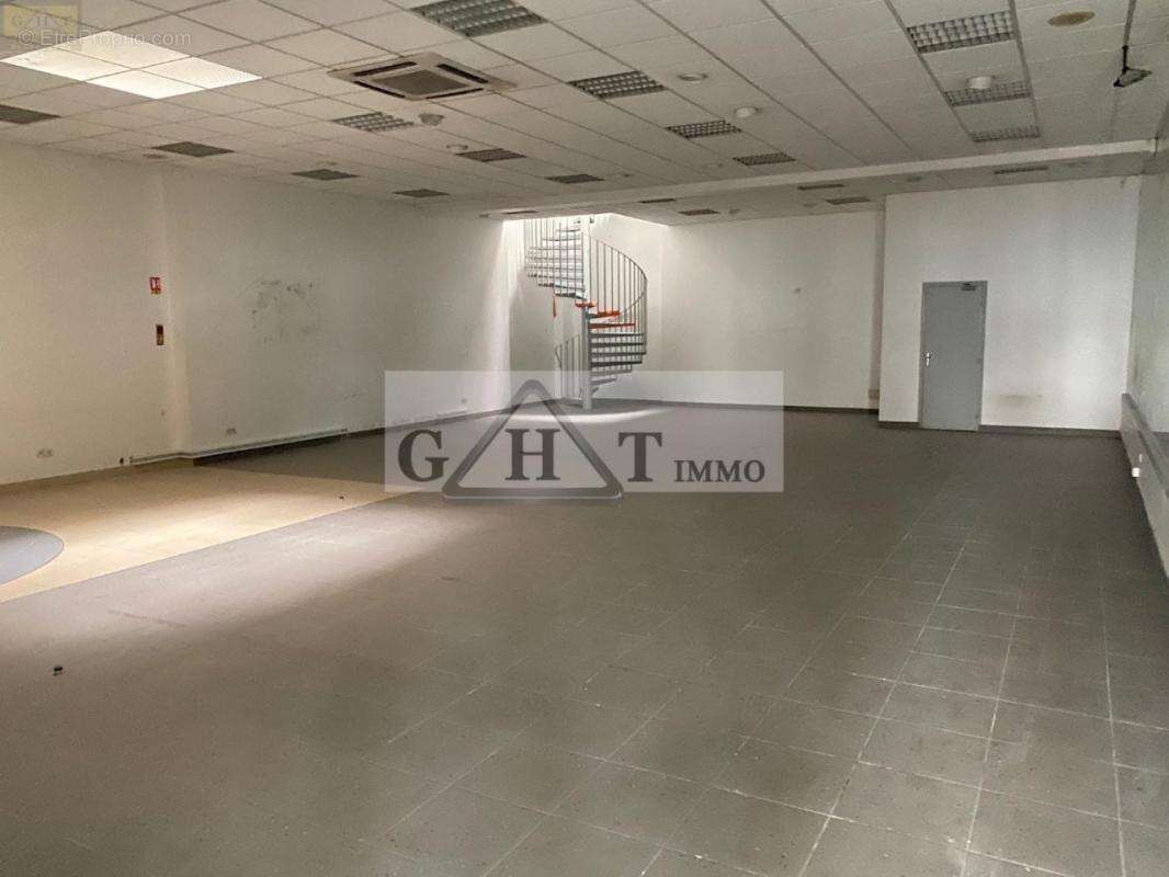 Commerce à MAISONS-ALFORT