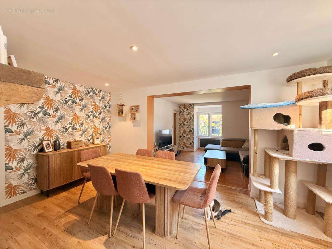 Maison À Vendre 70m² 2 chambres, 281m² terrain - photo 4