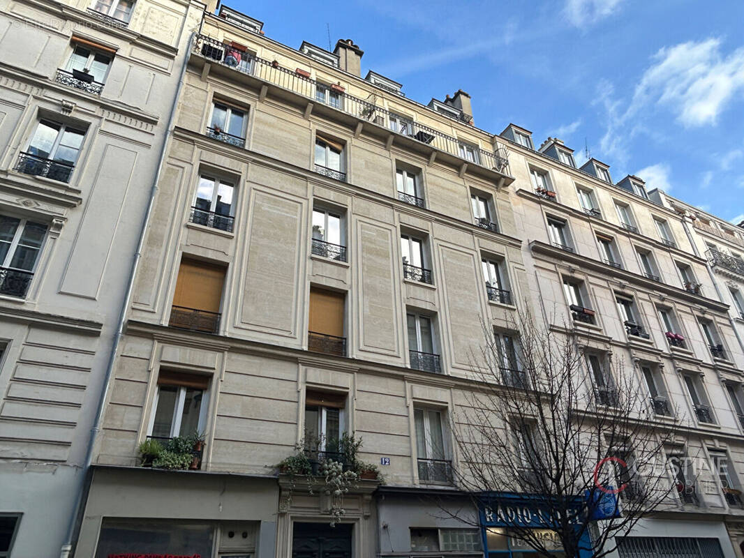 Appartement à PARIS-18E