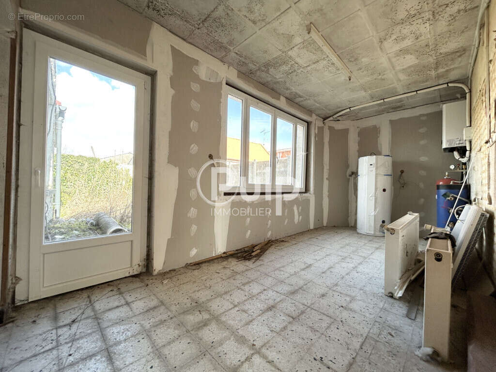 Commerce à MAZINGARBE