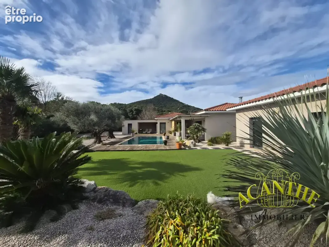 Maison 155 m² à Saint-Mathieu-De-Treviers  - photo 2