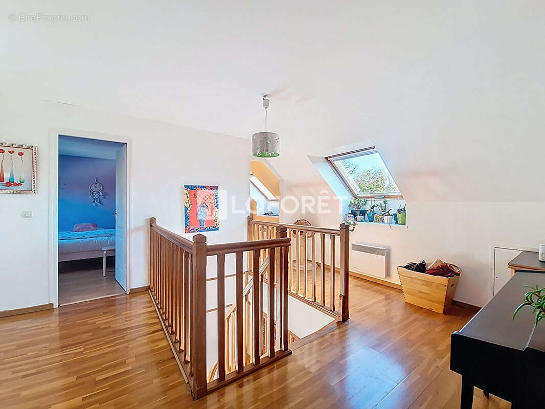 Maison à MARCOUSSIS