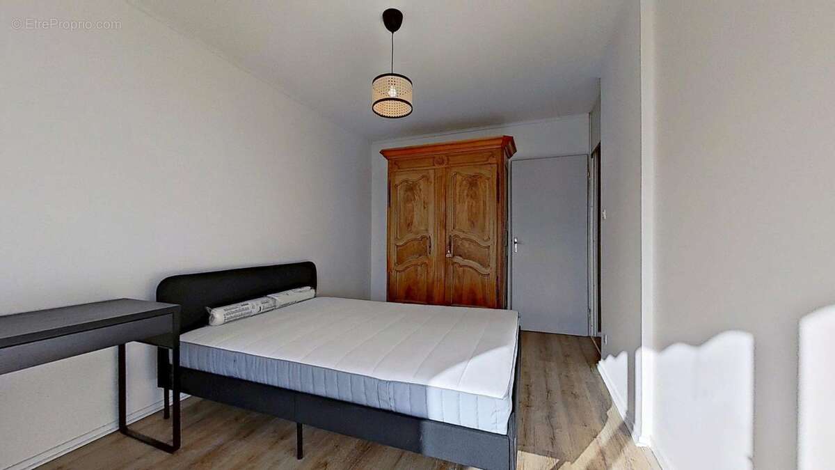 Appartement à OULLINS