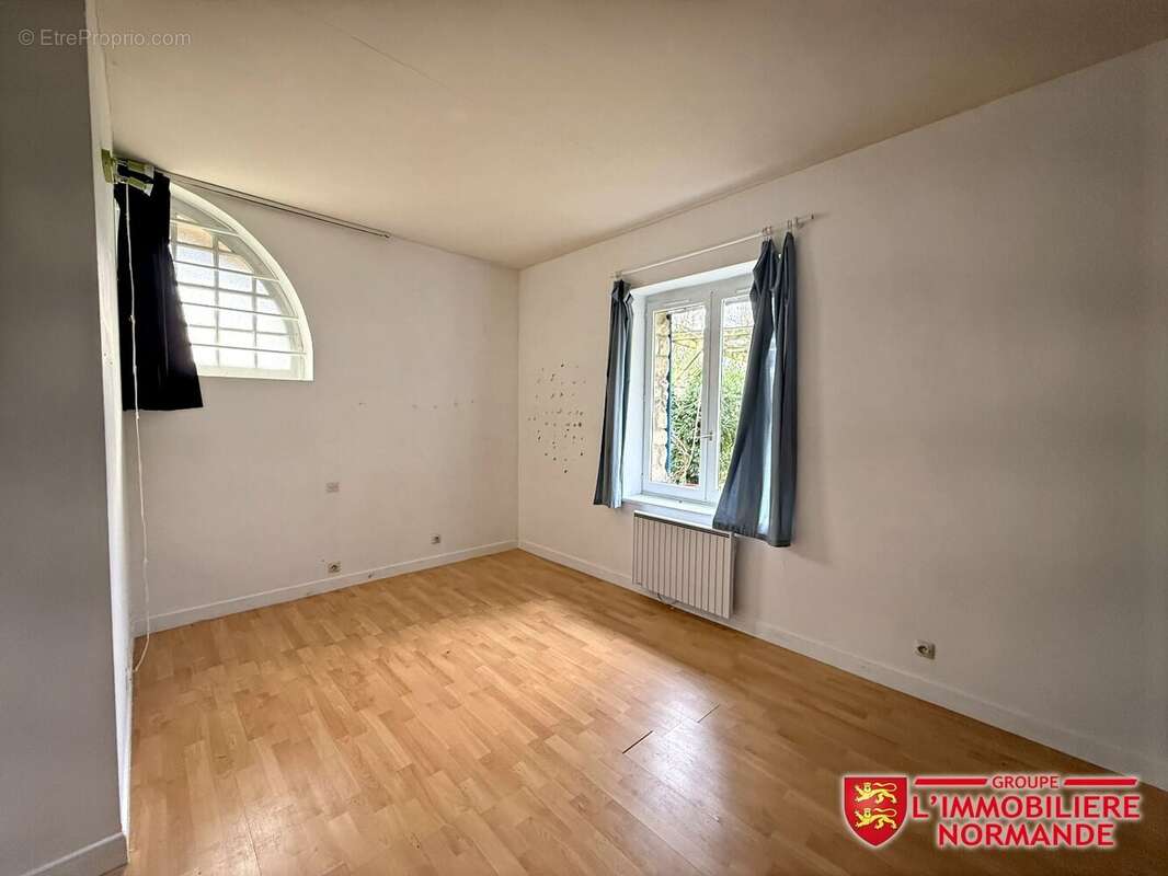 Maison à HERQUEVILLE