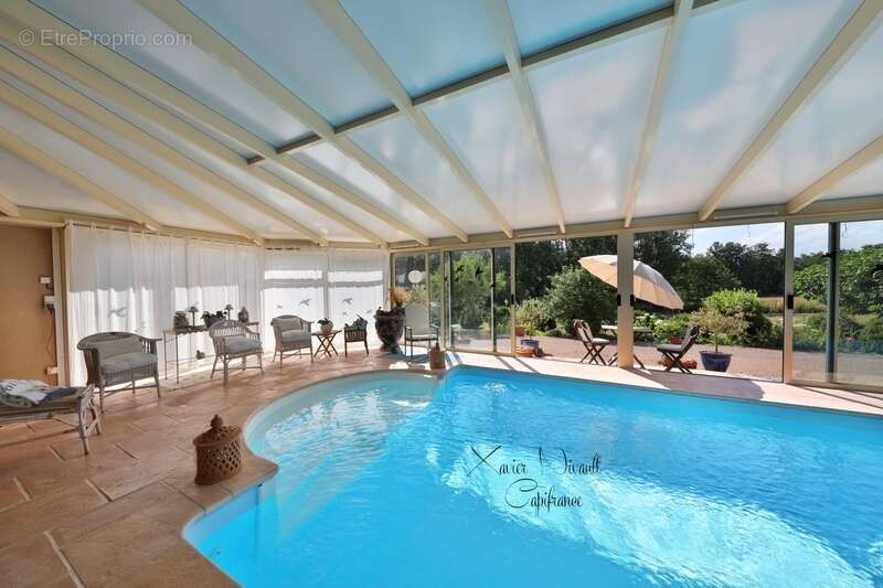 Maison à MONTPONT-EN-BRESSE