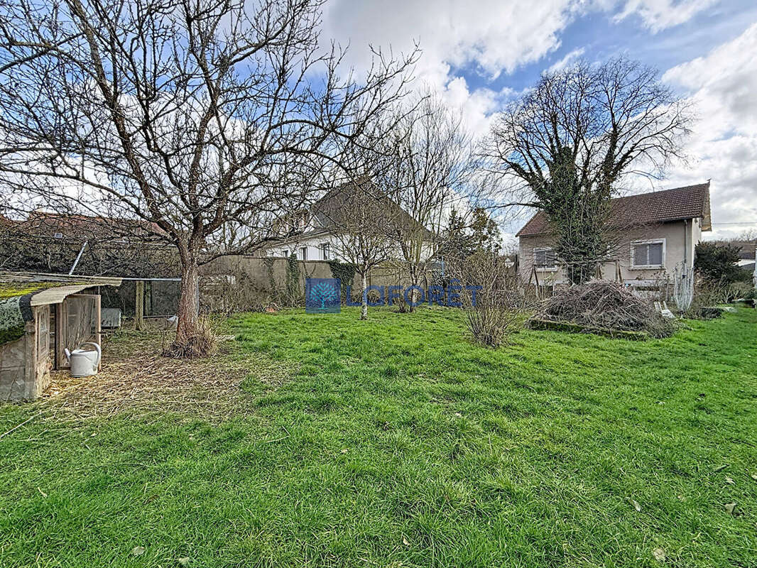 Maison à SAINTRY-SUR-SEINE
