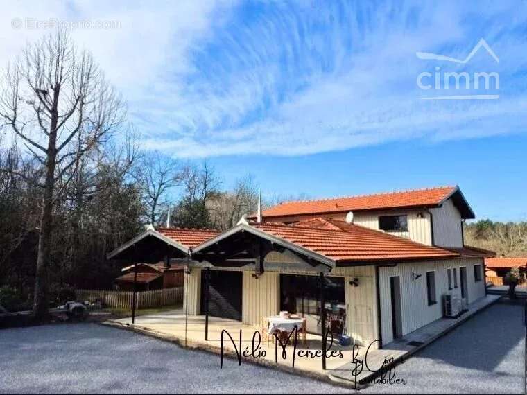 Maison à MIOS