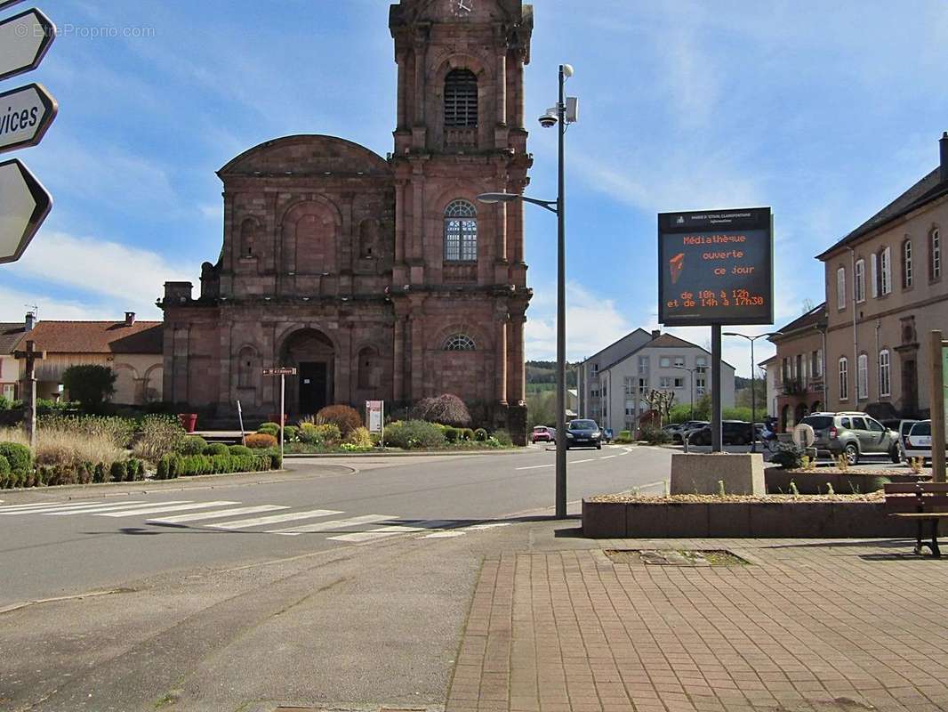 Commerce à SAINT-DIE-DES-VOSGES
