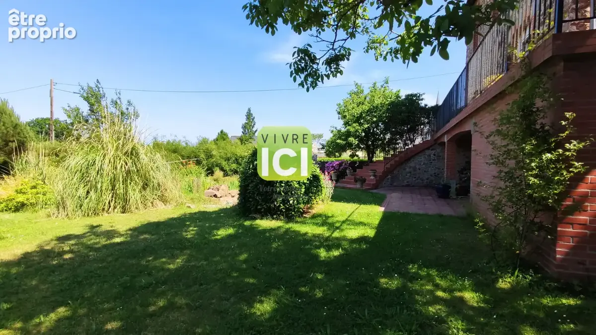 MISSILLAC - Maison de Maître en plein coeur de ville - 210 m² - Jardin remarquable - photo 22