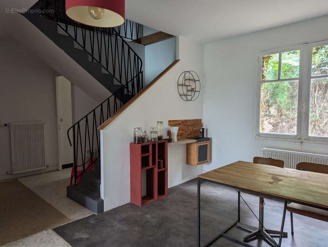 Maison 174 m² à Beaumont-Du-Lac  - photo 8