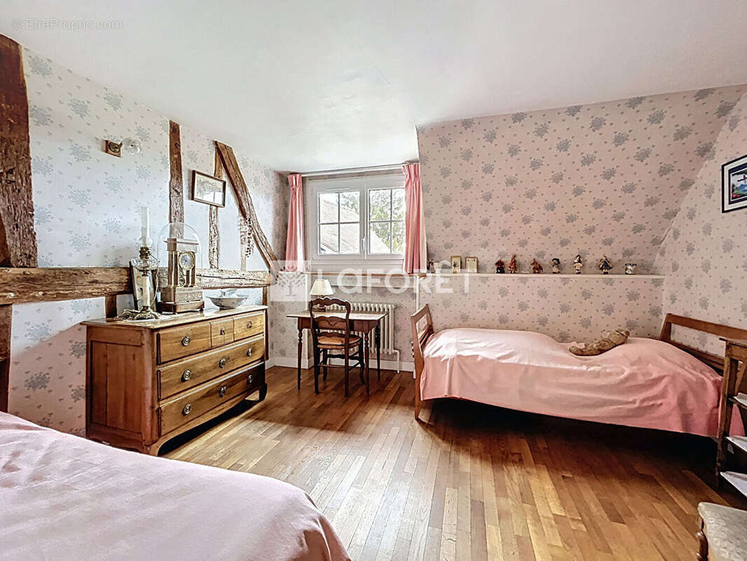 Maison à MEZIERES-EN-VEXIN