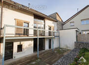 Maison à SAINT-GENIS-POUILLY