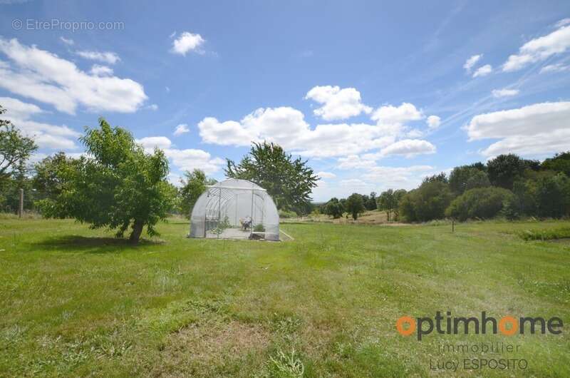  Propriété exceptionnelle avec étang privé sur plus de 1,7 hectare – Mazerolles, Charente  - photo 37