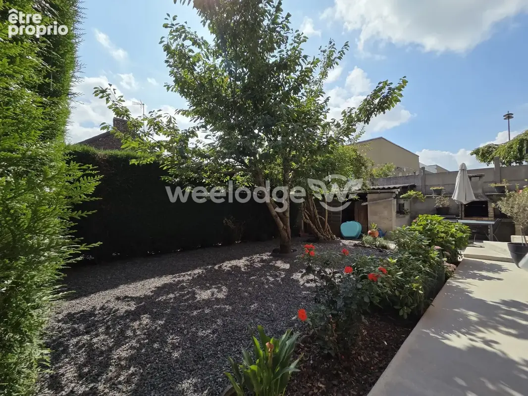 Maison 7 pièces 165 m² à vendre à Hautmont (59330) - photo 2