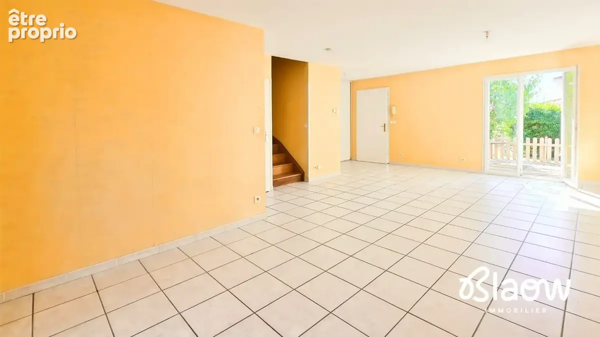 Maison 4 pièces 90 m² à vendre à L'isle-D'abeau (38080) - photo 2