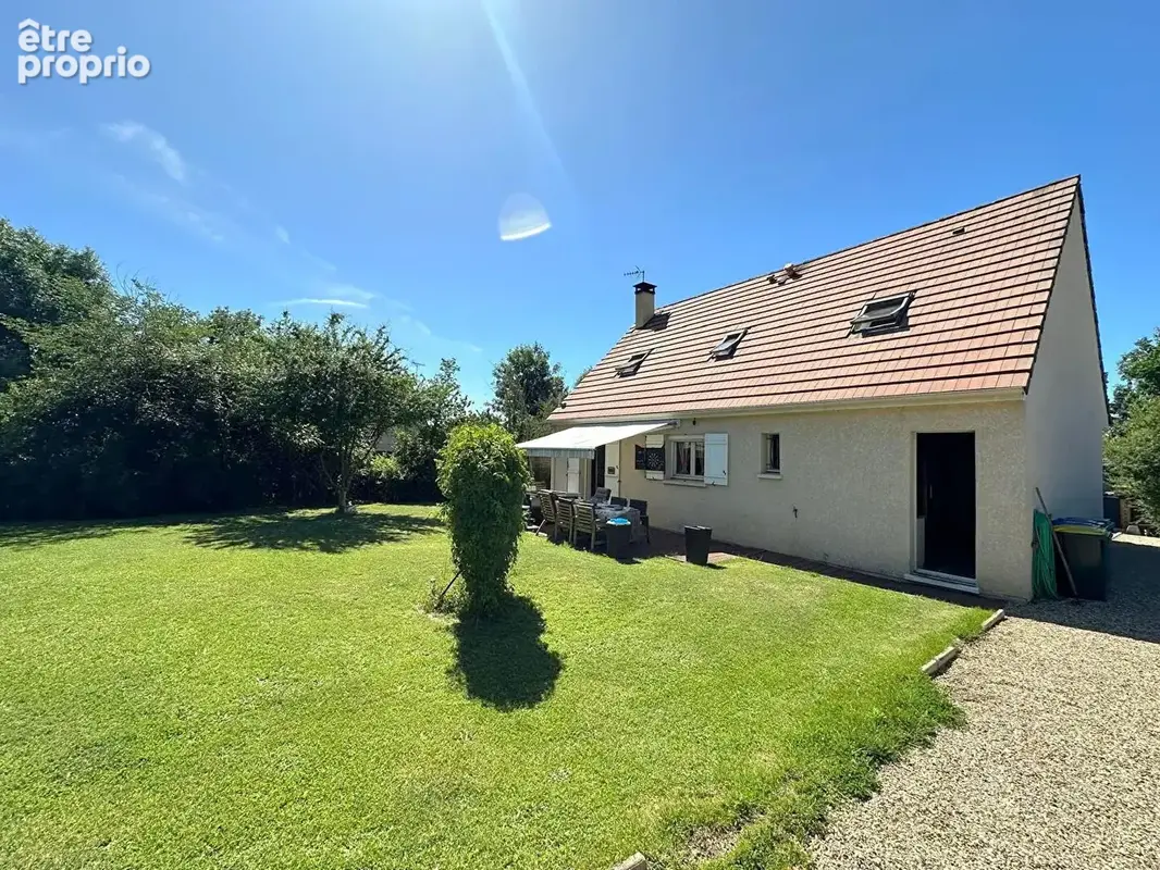 A VENDRE - Maison TRIE CHATEAU - 5 chambres - 122 m2/ Garage / Dépendance/ 1000 m² terrain - photo 3