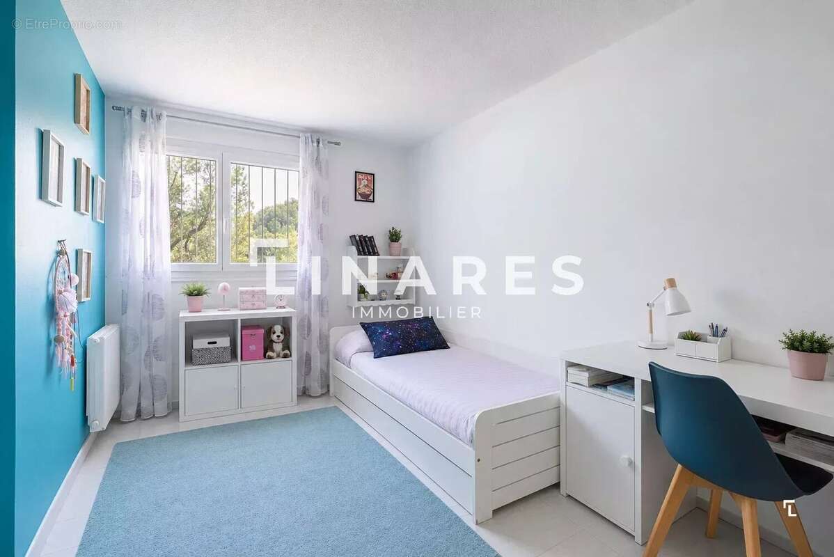 Appartement à MARSEILLE-9E