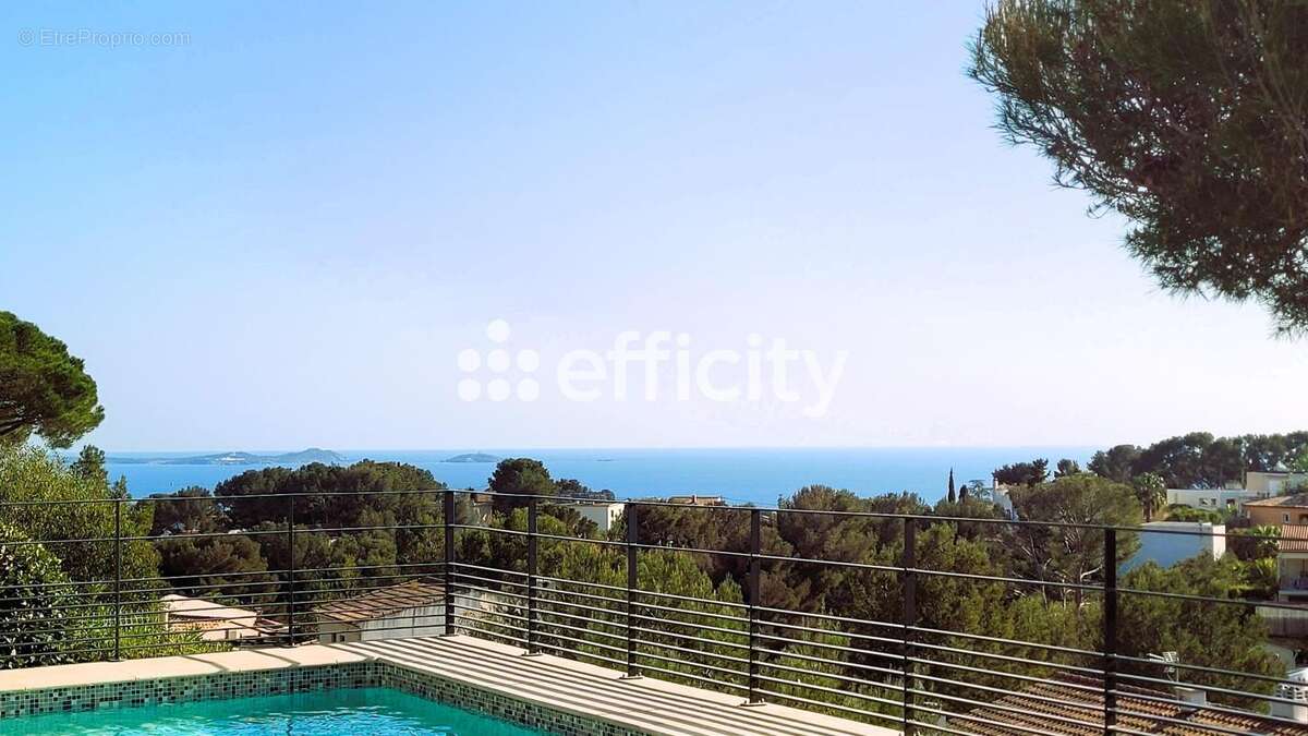 Maison 235 m² à Bandol  - photo 4