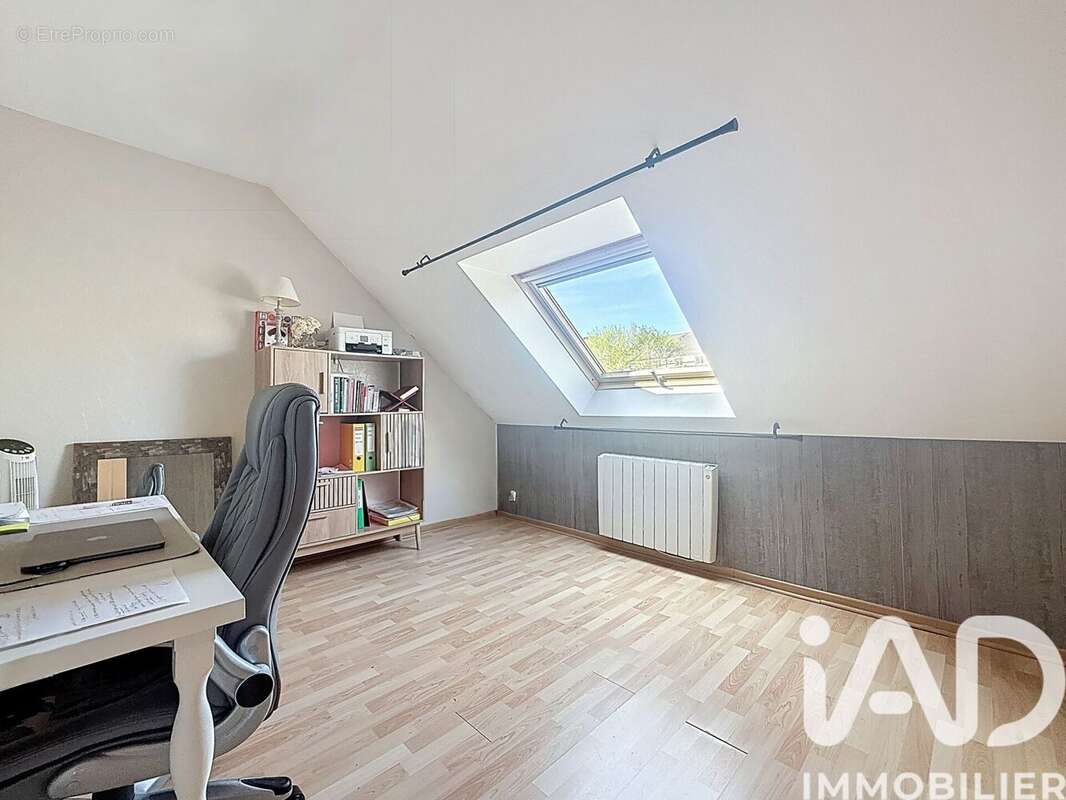 Maison 135 m² à Le Mans  - photo 7