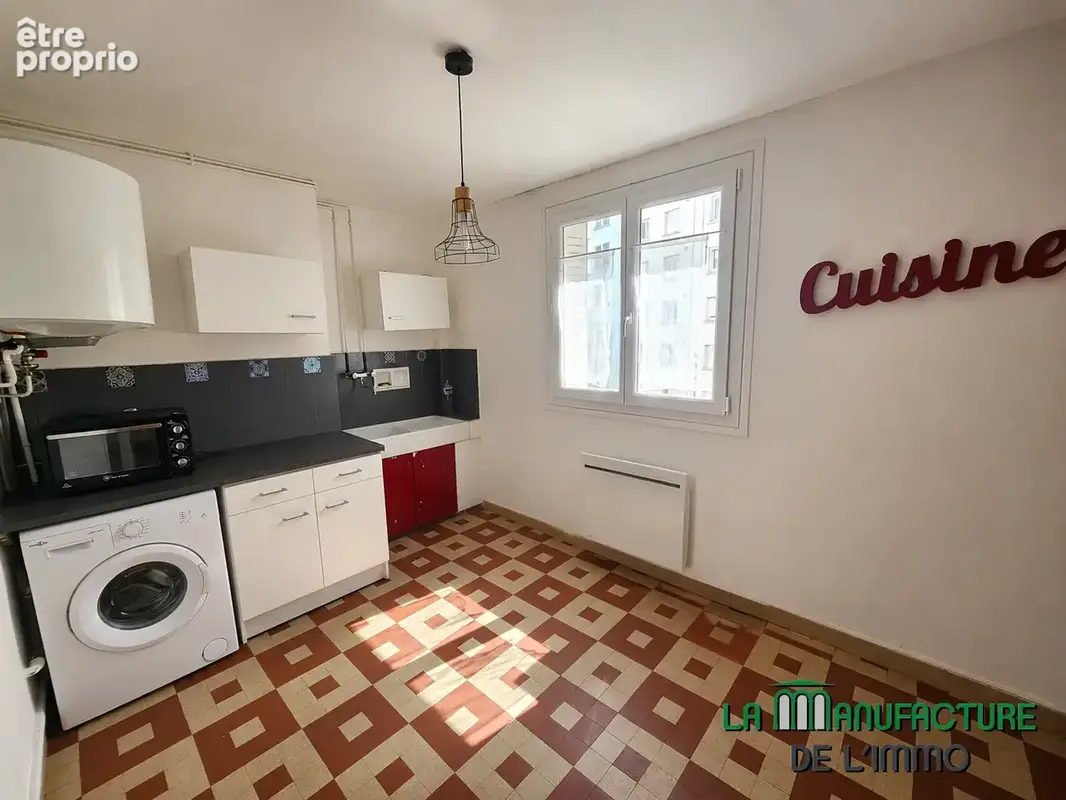 Appartement à SAINT-ETIENNE