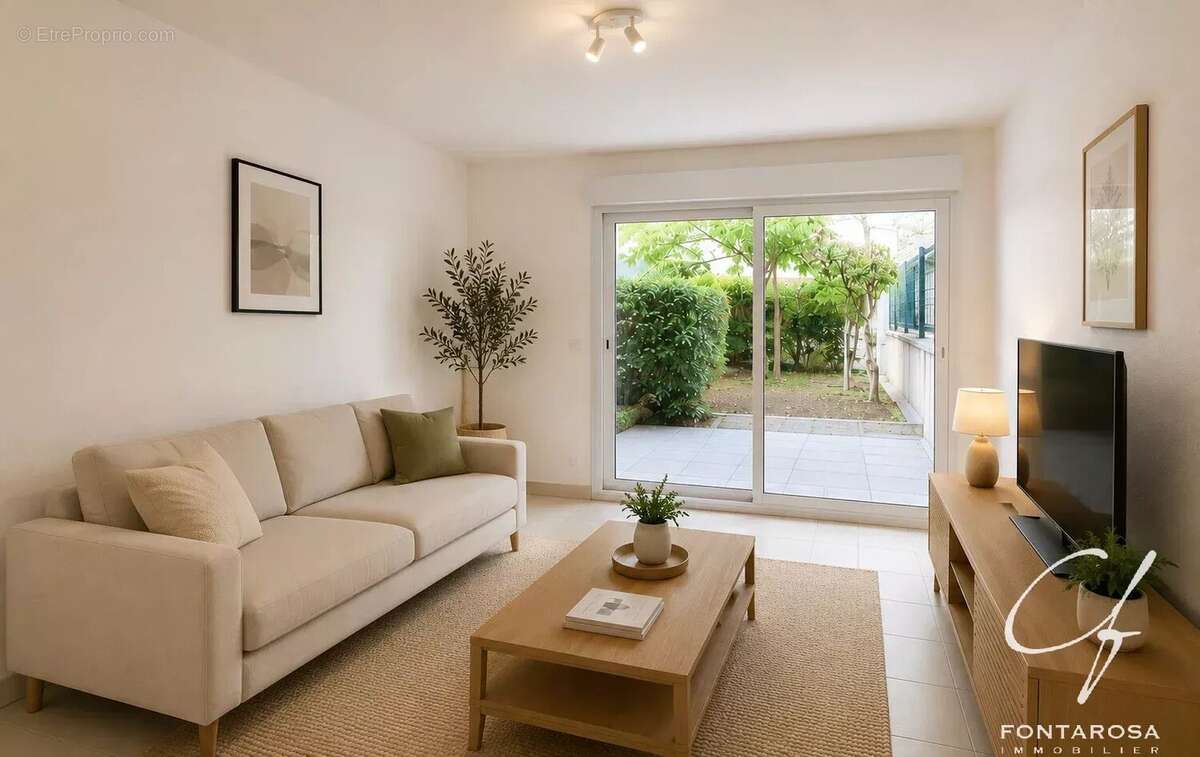 Appartement à SAINT-RAPHAEL