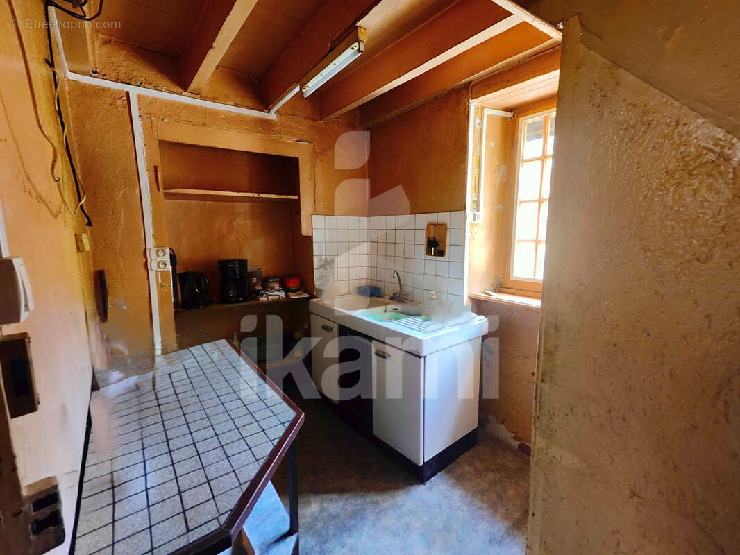 Maison de caractère avec grange - photo 8