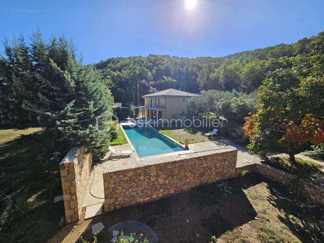 Appartement à DRAGUIGNAN