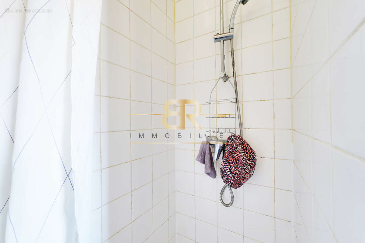 Appartement à PARIS-7E