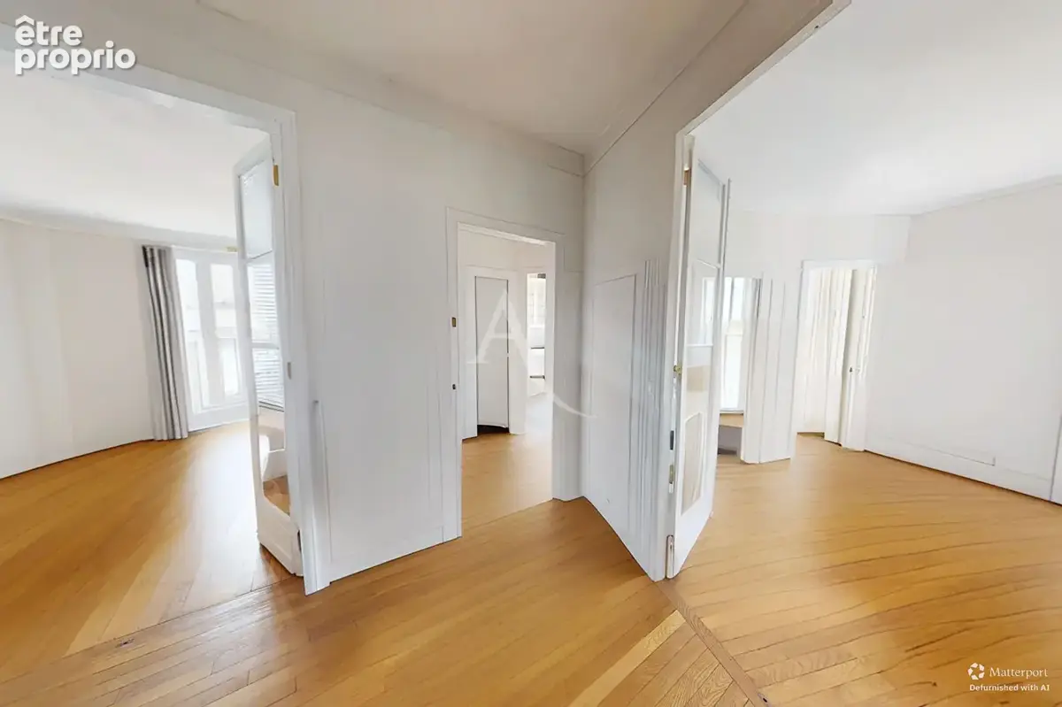 Appartement d'angle en étage élevé avec vue de rêve - photo 10