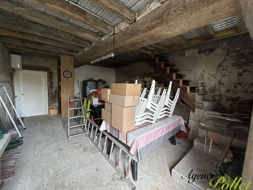 Maison à POILLY-LEZ-GIEN