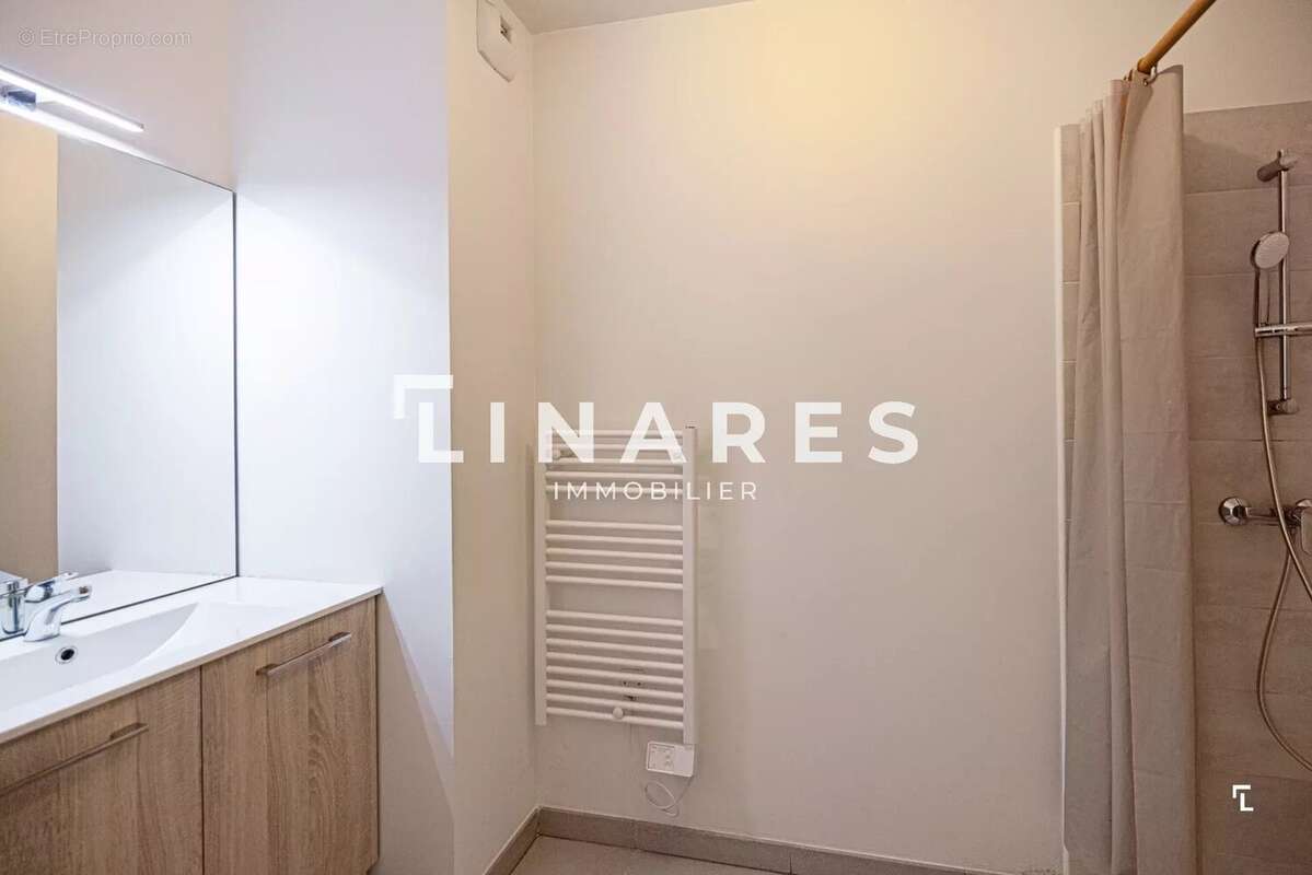 Appartement à MARSEILLE-9E