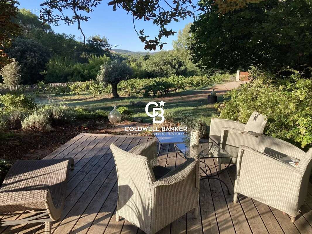 Maison à SAINT-ANTONIN-DU-VAR