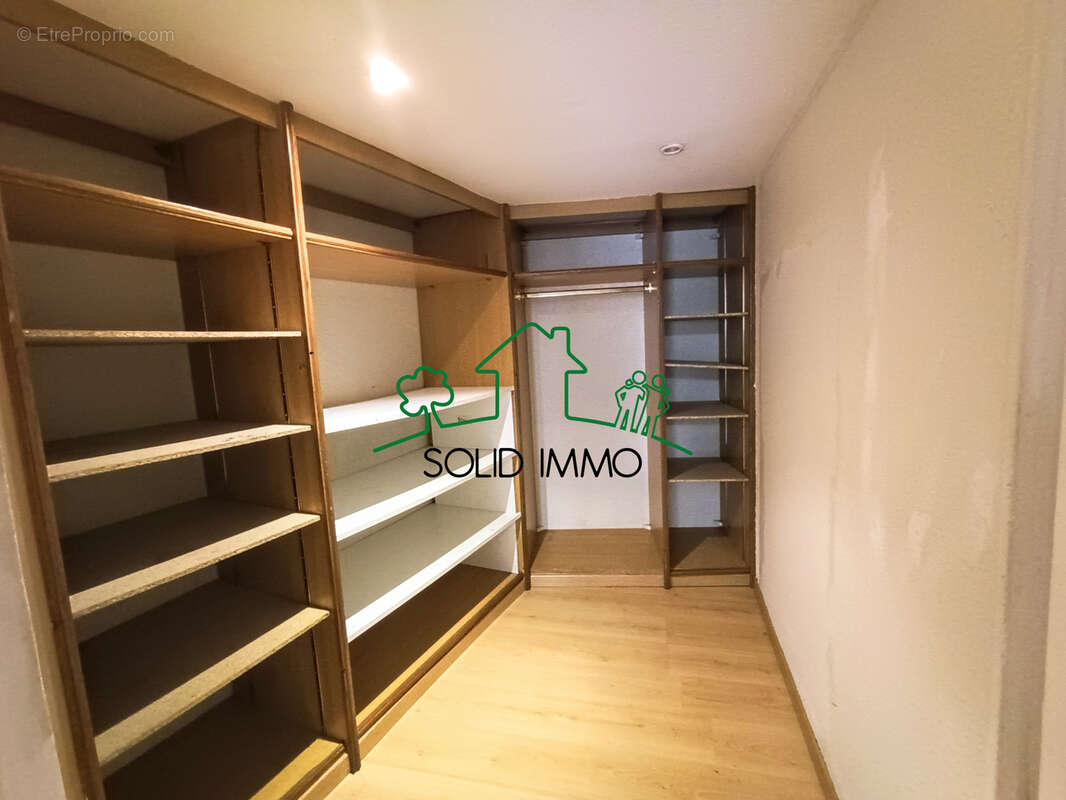 Appartement avec local commercial dans le centre ville d'Aubenas 07200 - photo 4