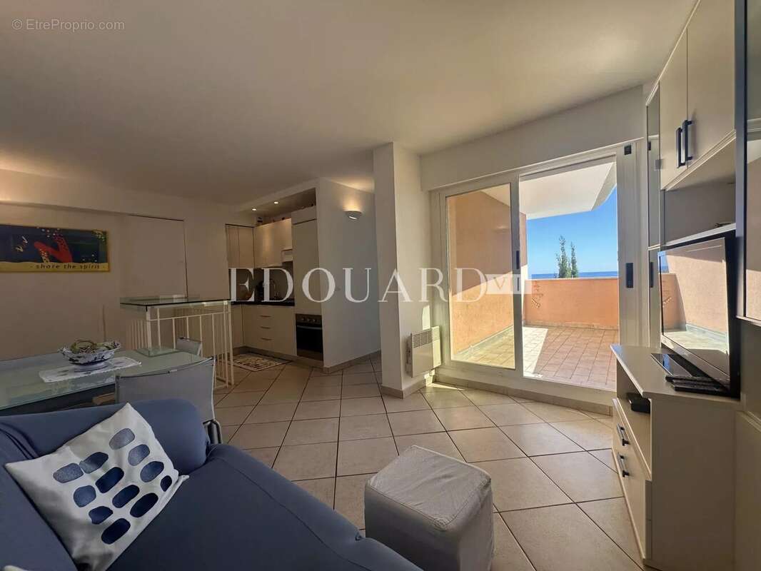 Appartement à ROQUEBRUNE-CAP-MARTIN